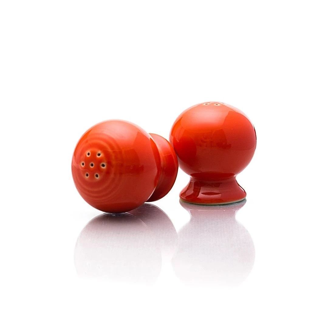 Fiesta® Salt & Pepper Set | Poppy 3 Fiesta® Salt & Pepper Set | Poppy