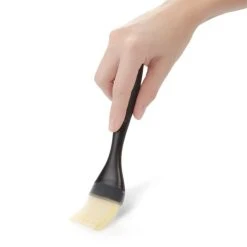 OXO Silicone Pastry Brush | Small -Cuisinart Shop 1071062 5 oxogoodgrips siliconepastrybrush