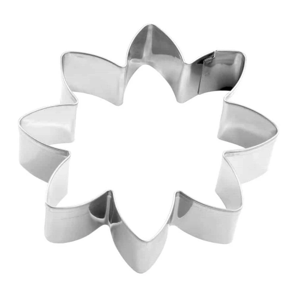 R&M International More Than Baking Everyday Spatula With Cookie Cutter 4 R&M International More Than Baking Everyday Spatula With Cookie Cutter - Image 2