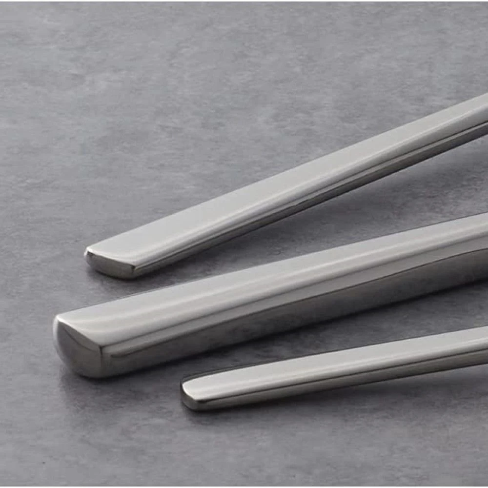 Oneida 18/10 Stainless Steel 5-Piece Flatware Set | Easton 5 Oneida 18/10 Stainless Steel 5-Piece Flatware Set | Easton - Image 3