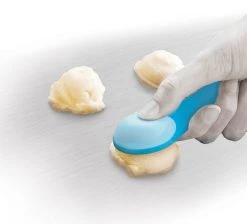 Talisman Designs 2-in-1 Cookie Scoop & Spatula 7 Talisman Designs 2-in-1 Cookie Scoop & Spatula -Cuisinart Shop 5325 cookie scoop spatula 1 1400x