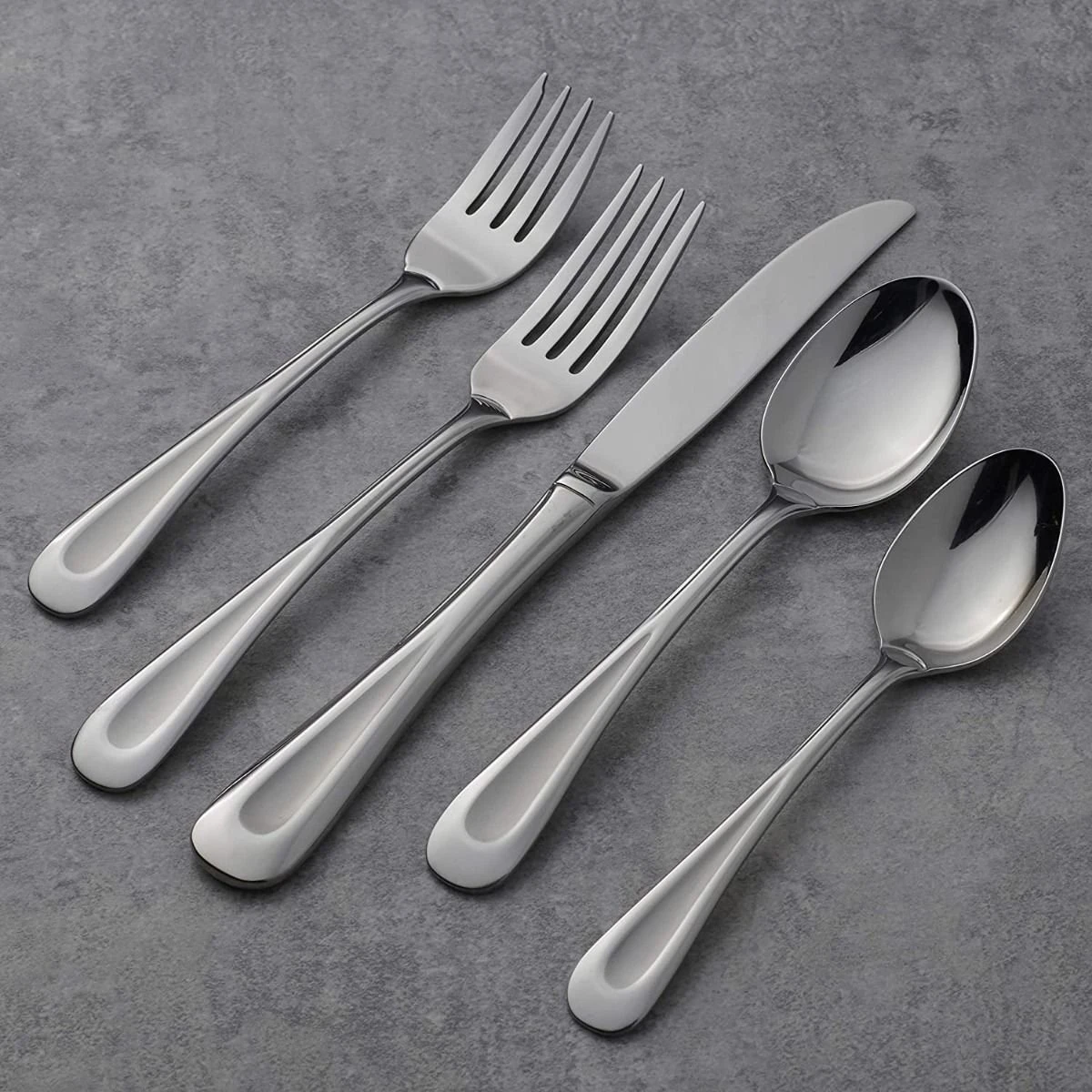 Oneida Brushed Satin Stainless Steel 45-Piece Flatware Set | Sand Dune 5 Oneida Brushed Satin Stainless Steel 45-Piece Flatware Set | Sand Dune - Image 3