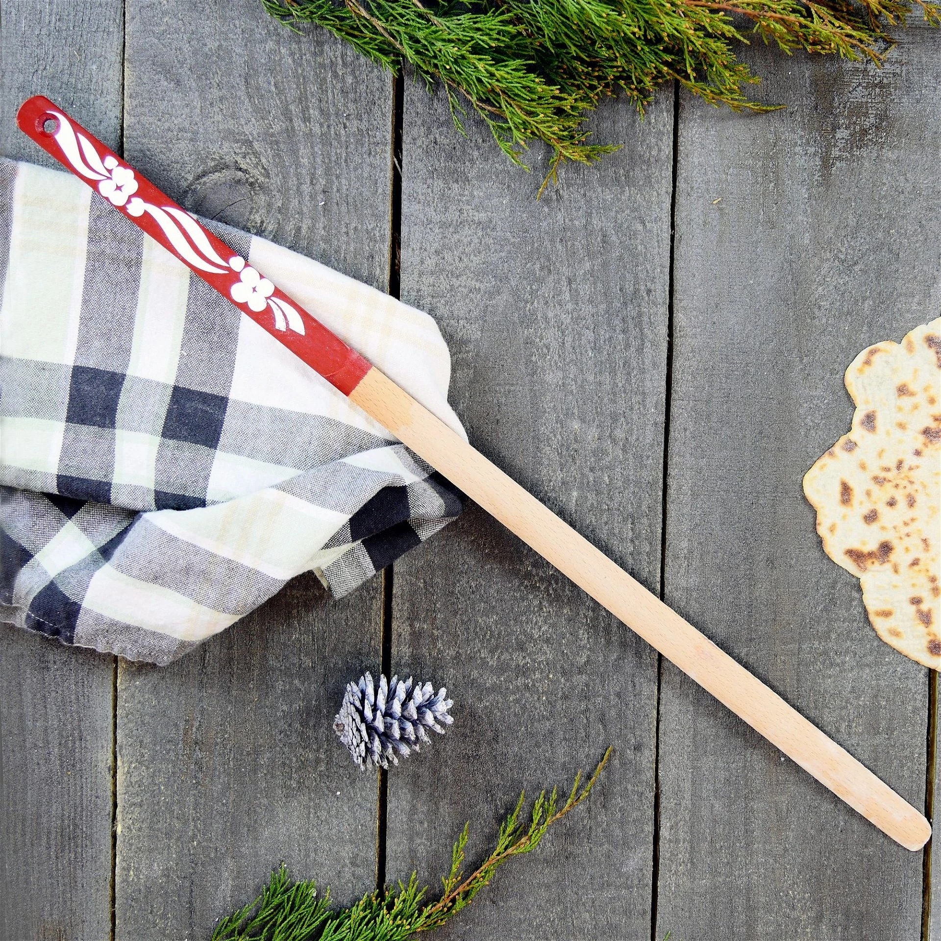 Bethany Housewares Aluminum Lefse Griddle + Starter Kit 8 Bethany Housewares Aluminum Lefse Griddle + Starter Kit - Image 6