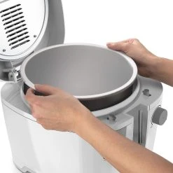 Presto® CoolDaddy® Cool-Touch Deep Fryer With Removable Bucket | 2 Qt. - White -Cuisinart Shop cooldaddywhite6