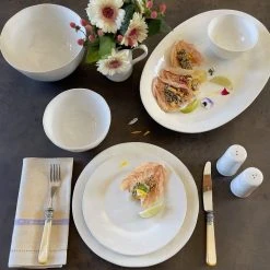 Carmel Ceramica Cozina Salt & Pepper Set | White 9 Carmel Ceramica Cozina Salt & Pepper Set | White -Cuisinart Shop lifestyle3 6 2