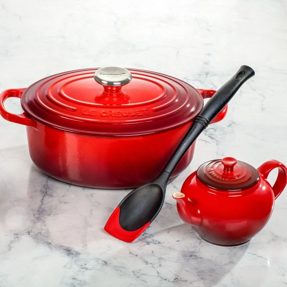 Le Creuset Revolution® Bi-Material Sauté Spoon | Cerise/Cherry Red 4 Le Creuset Revolution® Bi-Material Sauté Spoon | Cerise/Cherry Red - Image 2
