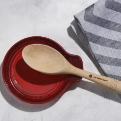 Le Creuset 6" Spoon Rest | Cerise/Cherry Red 8 Le Creuset 6" Spoon Rest | Cerise/Cherry Red -Cuisinart Shop rs14477 spoonrest