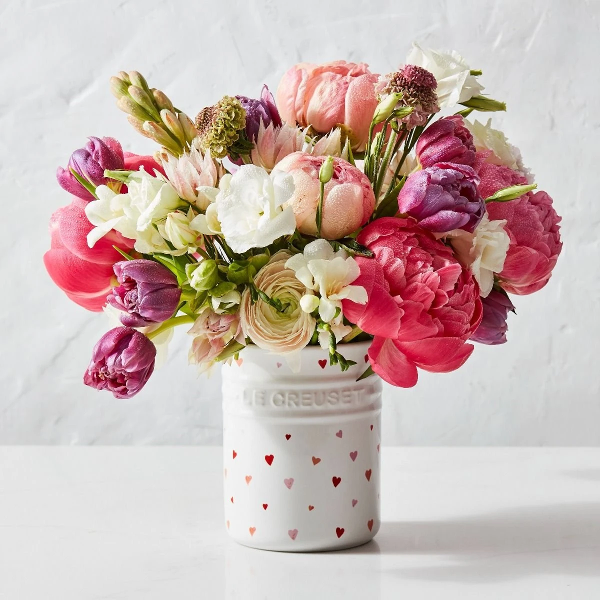 Le Creuset L'Amour 1 Qt. Utensil Crock With Heart Applique | White 6 Le Creuset L'Amour 1 Qt. Utensil Crock With Heart Applique | White - Image 4