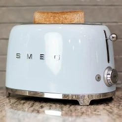 SMEG 2-Slice Toaster | Pastel Blue 7 SMEG 2-Slice Toaster | Pastel Blue -Cuisinart Shop smeg toaster edit small square