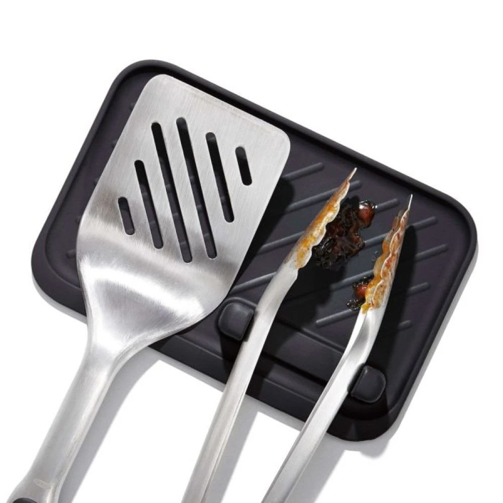 OXO Grilling Turner & Tong Set 4 OXO Grilling Turner & Tong Set - Image 2