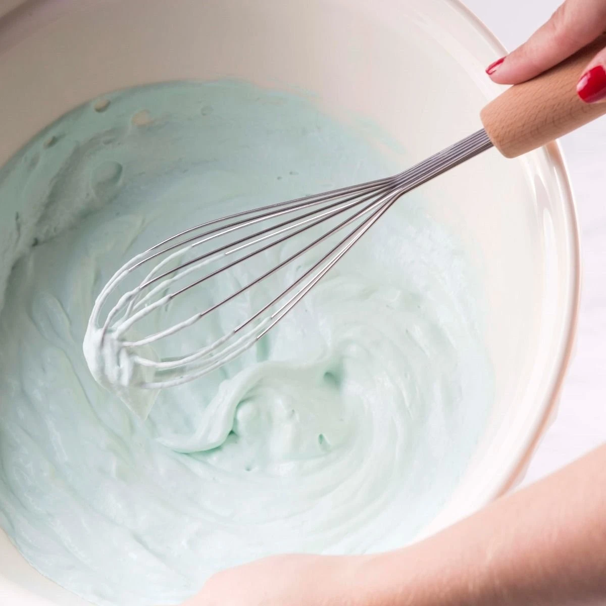 Mason Cash Innovative Kitchen Whisk & Reamer 7 Mason Cash Innovative Kitchen Whisk & Reamer - Image 5